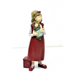 Figurka Dziewczynka z zabawką 21cm